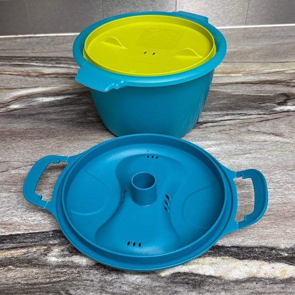 Tupperware Rice Maker - Picture 6 of 6